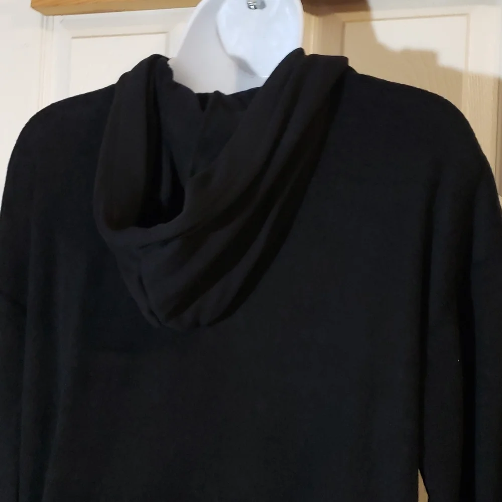 Old Navy Black pull over hoodie - Picture 6 of 10